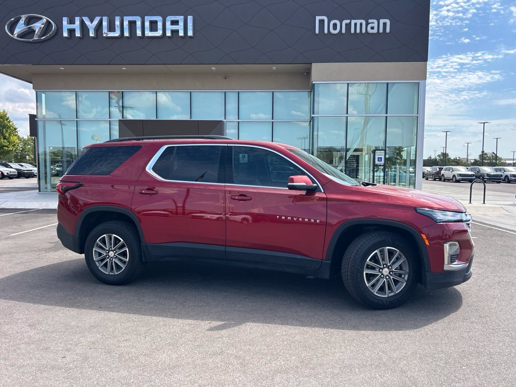 2023 Chevrolet Traverse LT