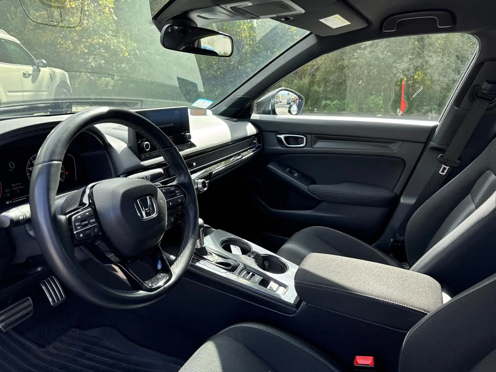 2025 Honda Civic Sport photo 12