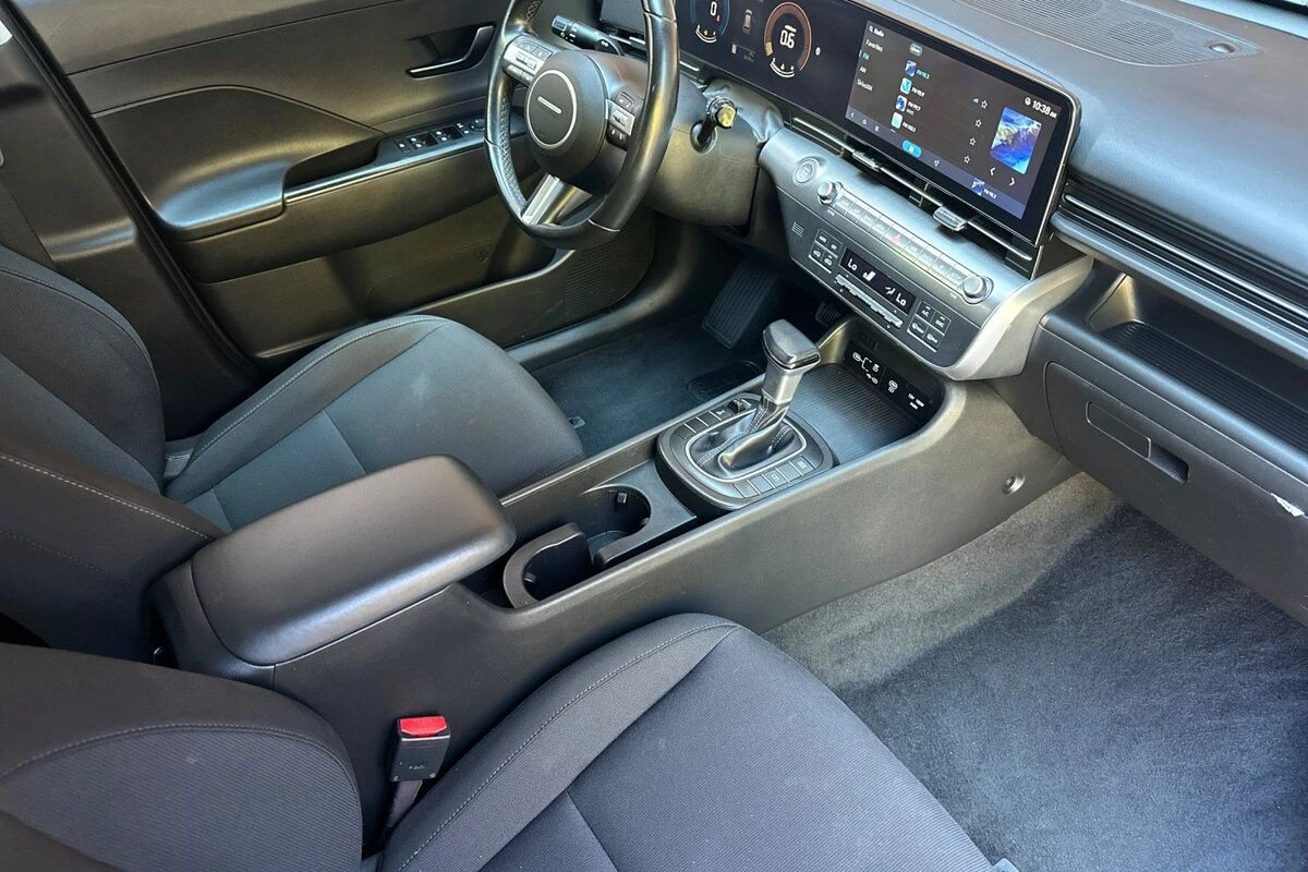 2024 Hyundai Kona SEL - Photo 16