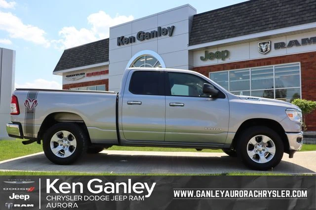 2020 RAM 1500 Big Horn/Lone Star 4x4 Quad Cab 6'4's photo