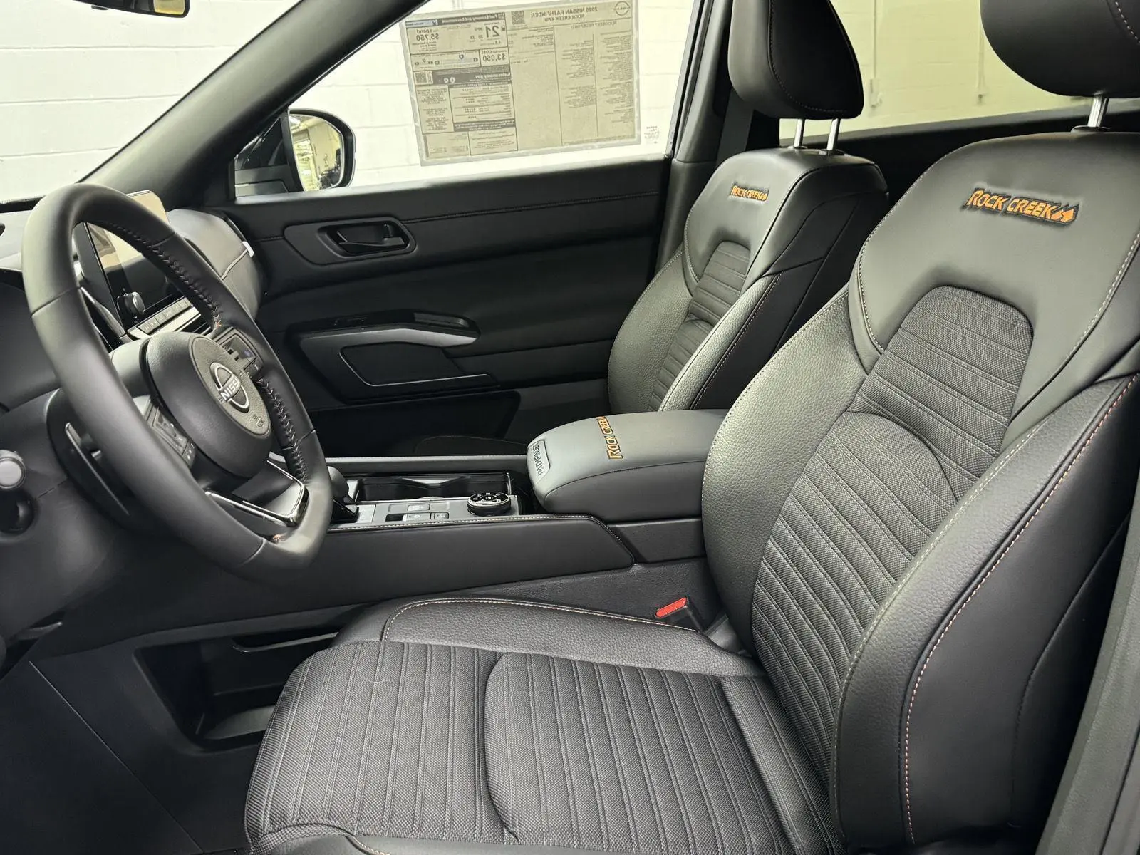 2025 Nissan Pathfinder Rock Creek photo 9