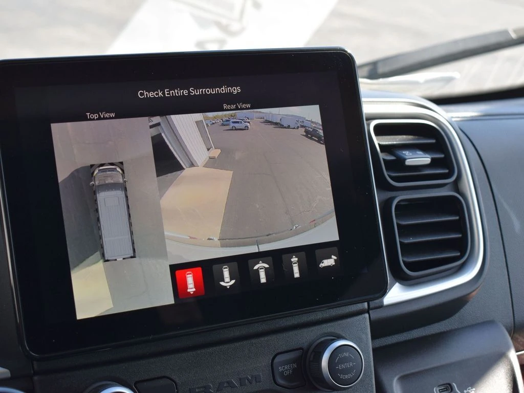 2024 RAM ProMaster Window Van Base - Photo 17