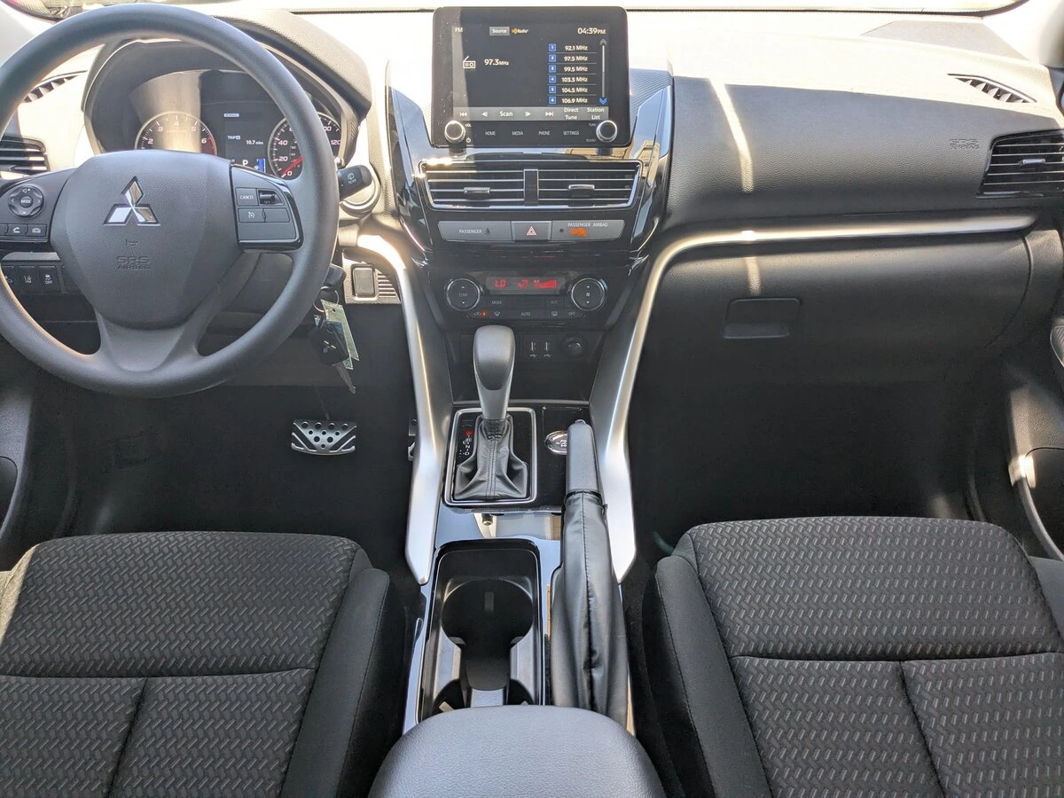 2026 Mitsubishi Eclipse Cross ES - Photo 17