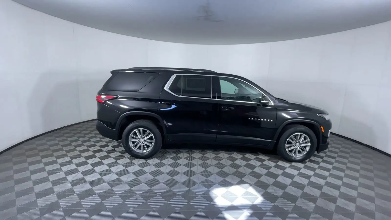 2023 Chevrolet Traverse Leather photo 8