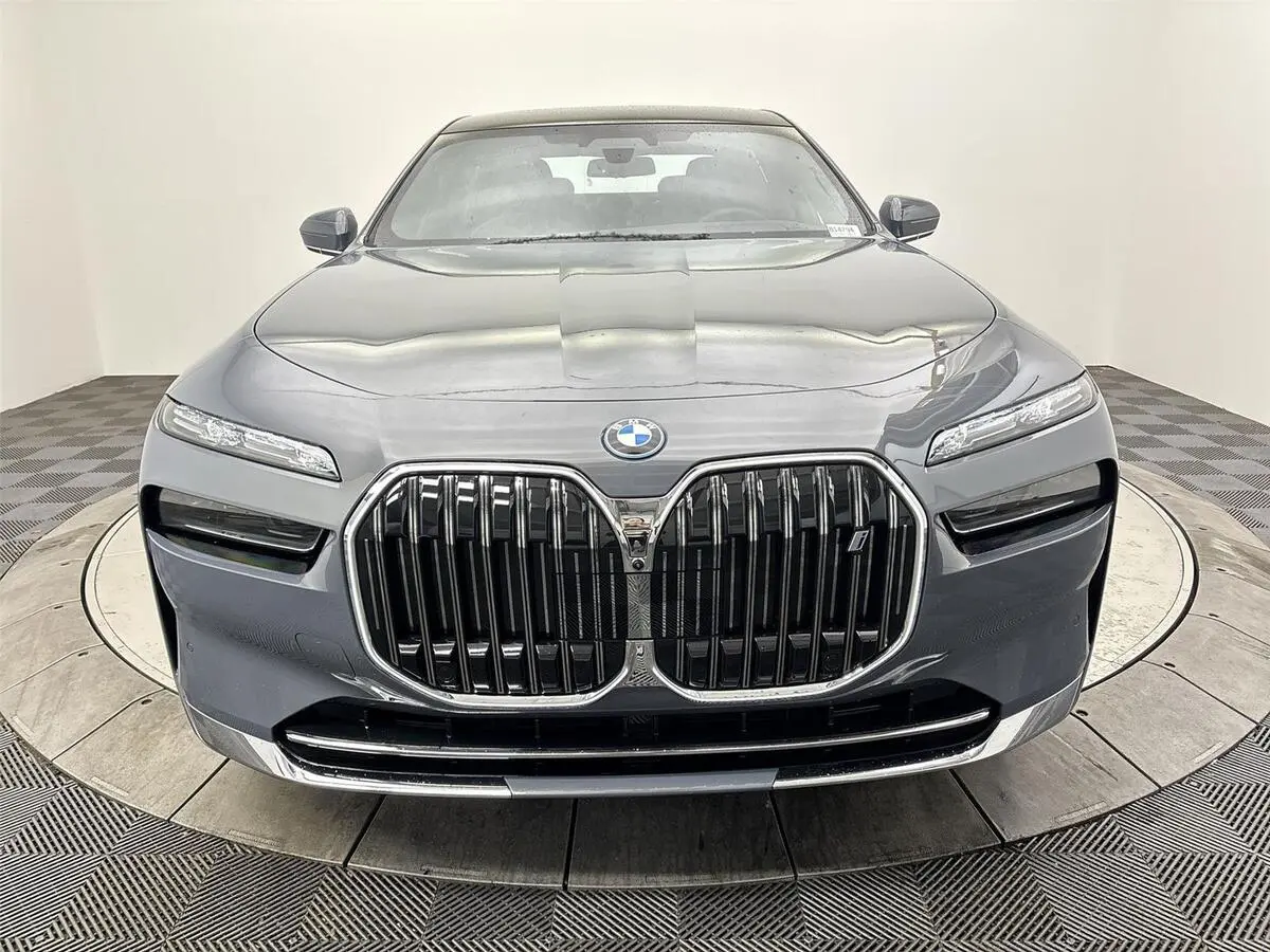 2026 Bmw i7 xDrive60 photo 3