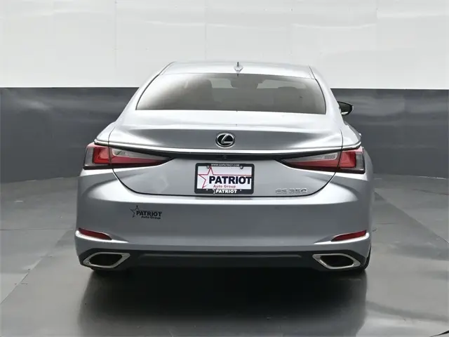 2022 Lexus ES 350 photo 4