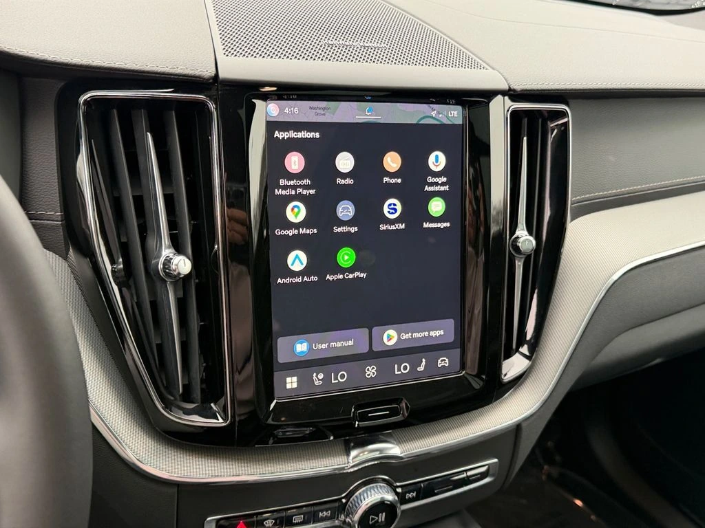 2024 Volvo - image 24