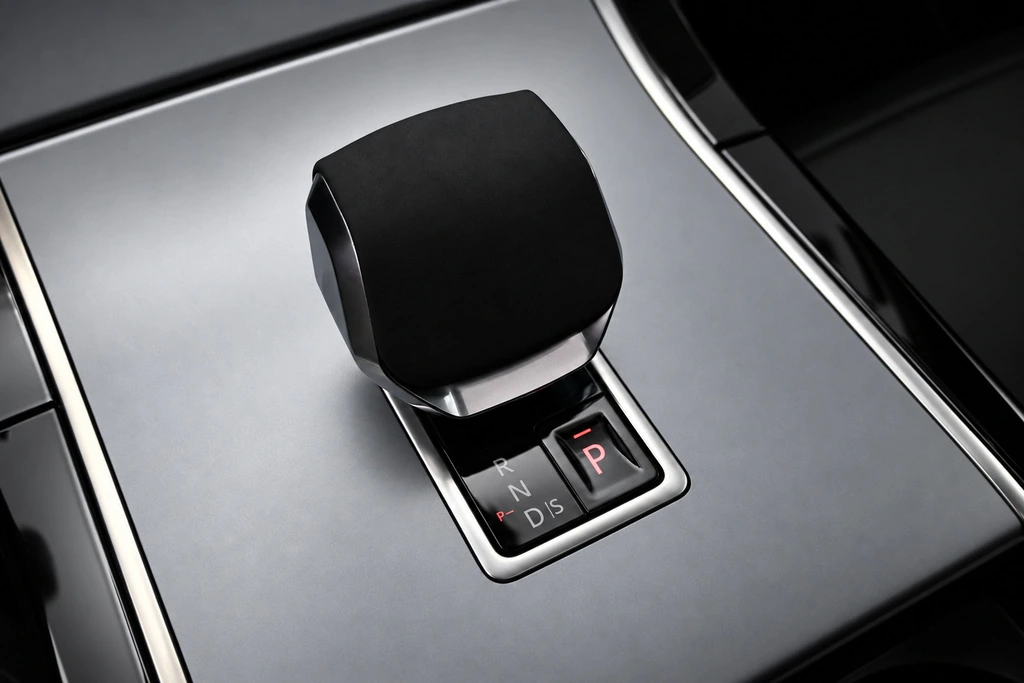 2025 Land Rover Range Rover Velar S - Photo 27