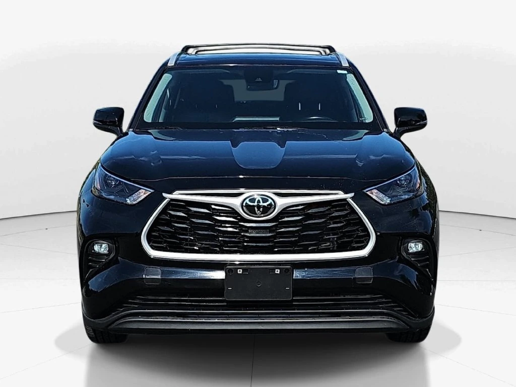 2023 Toyota Highlander XLE - Photo 12