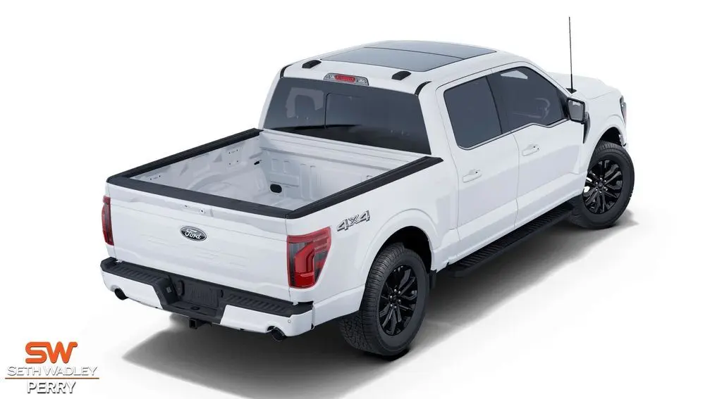 2025 Ford F-150 Lariat photo 3