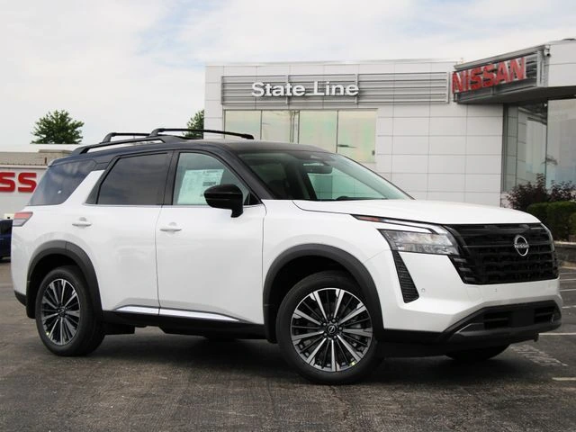 2026 Nissan Pathfinder Platinum 4WD's photo
