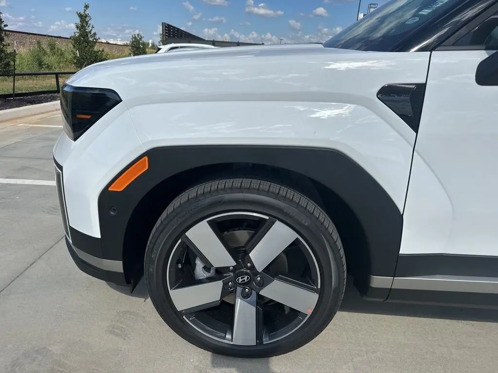 2026 Hyundai Santa Fe Limited photo 10
