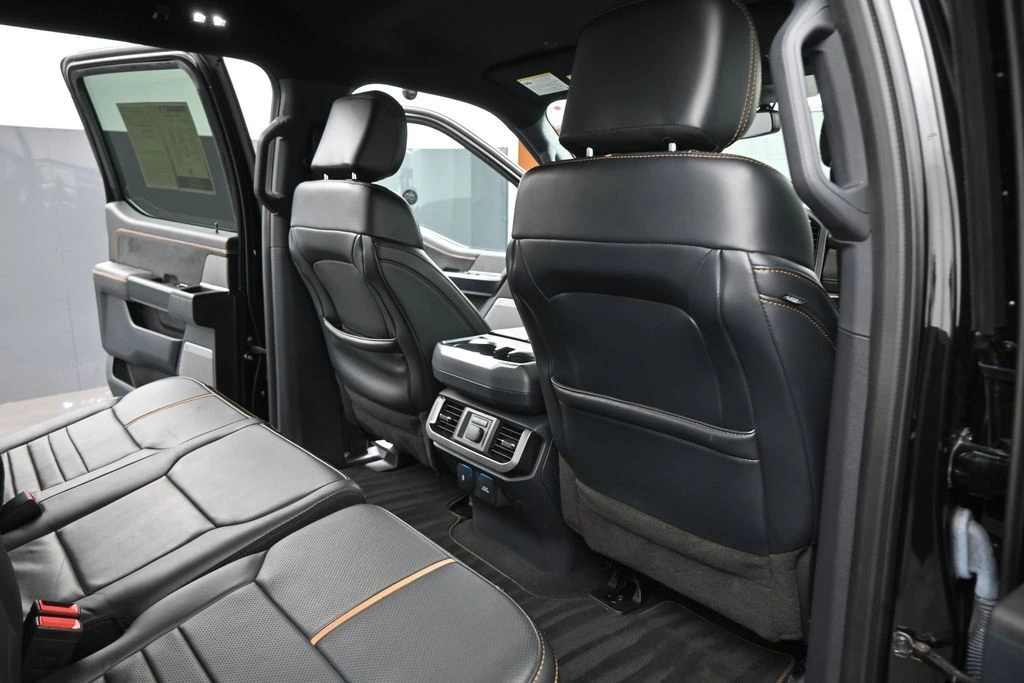 2023 Ford F-150 Platinum - Photo 29
