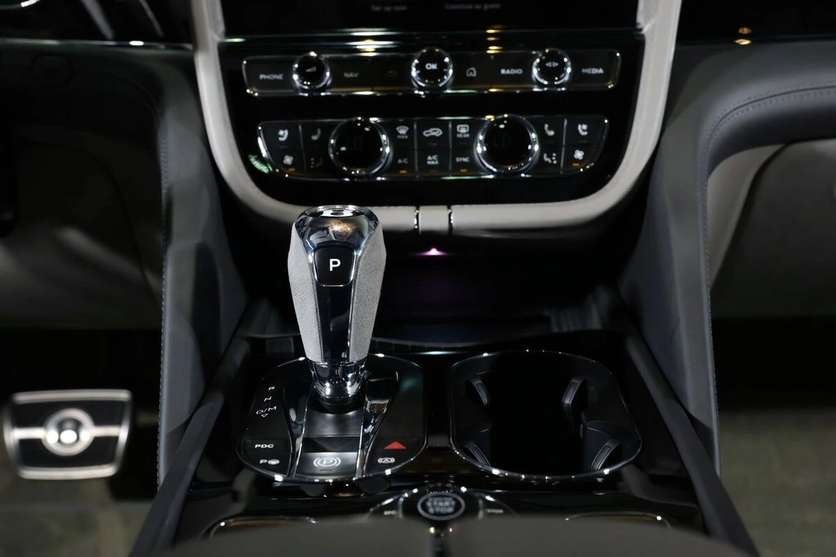2022 Bentley Bentayga S - Photo 24