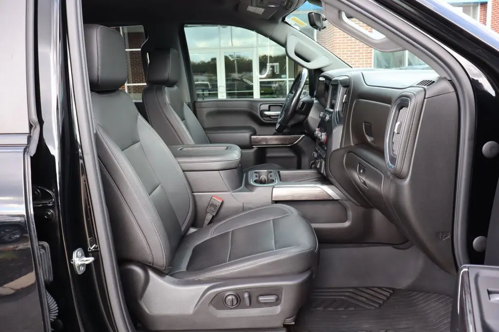 2022 Chevrolet Silverado LTZ photo 48