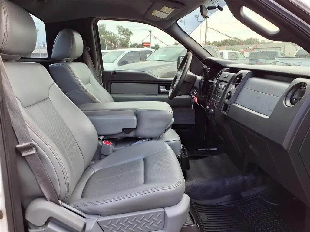 2014 Ford F-150 XL photo 13