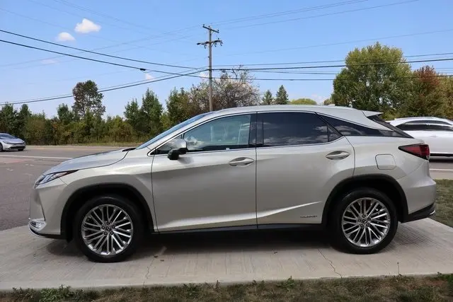 2021 Lexus RX 450h photo 30