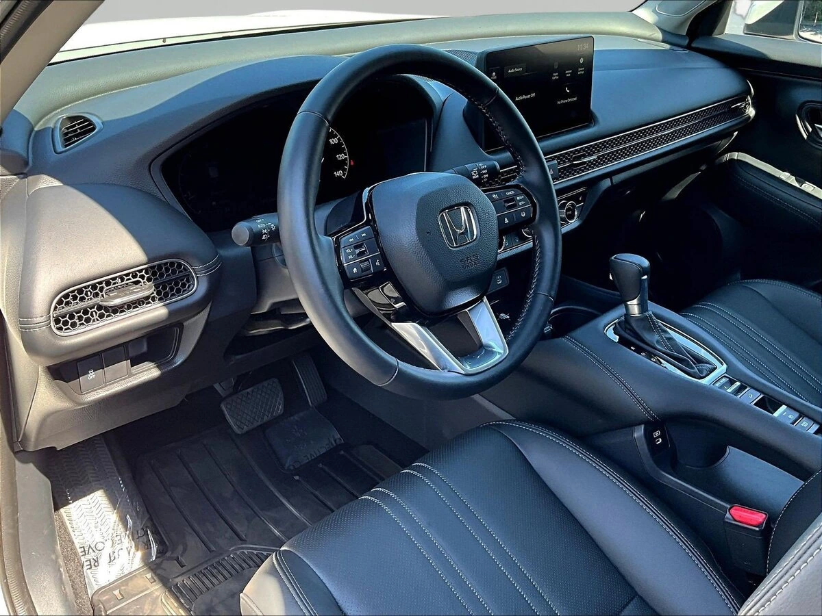2026 Honda HR-V EX-L - Photo 17