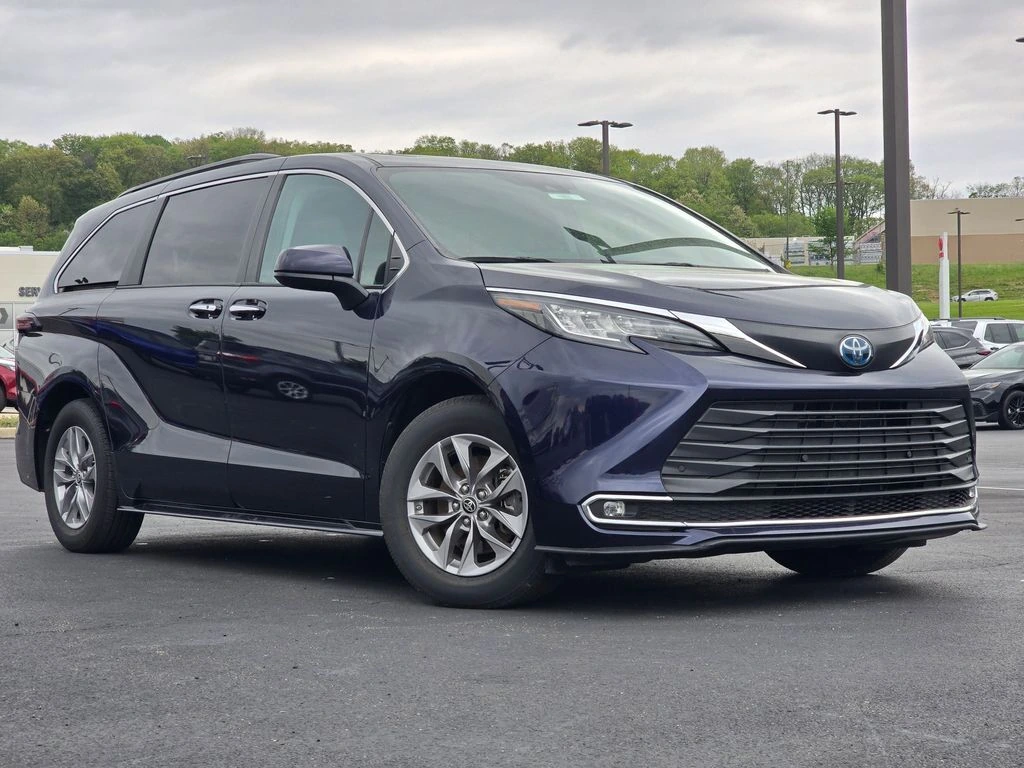 2023 Toyota Sienna