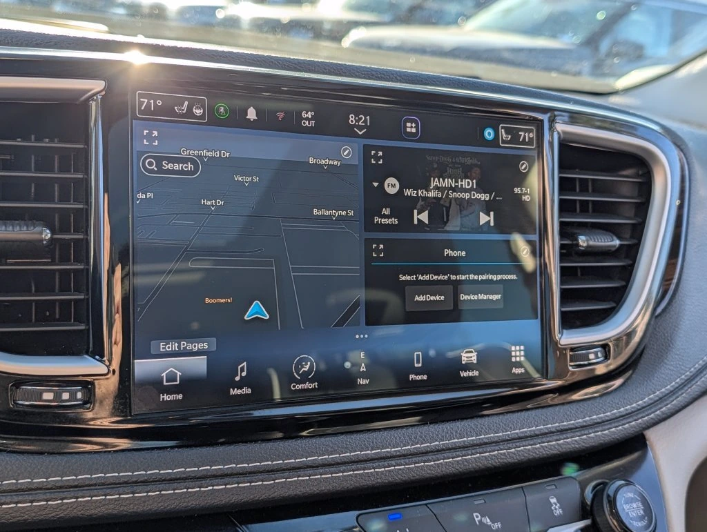 2023 Chrysler Pacifica Hybrid Limited - Photo 25