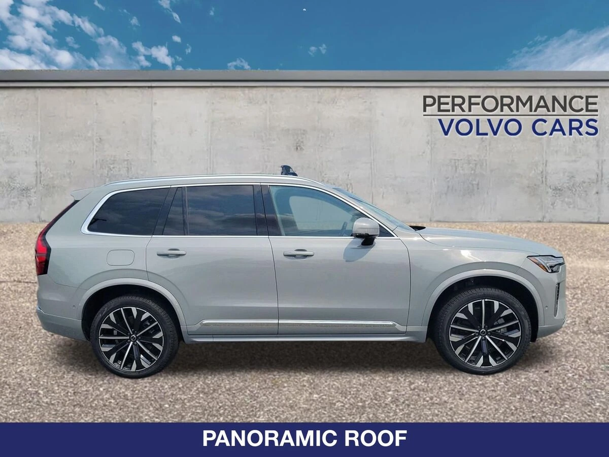 2026 Volvo XC90 Plus - Photo 7