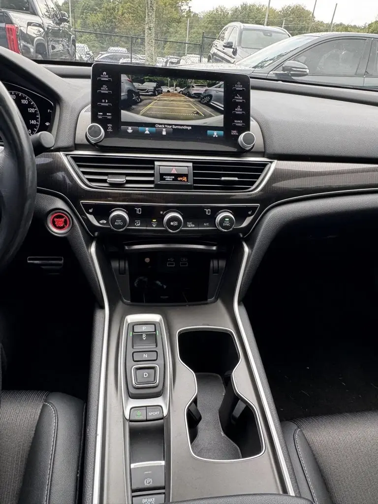 2022 Honda Accord Sport photo 9