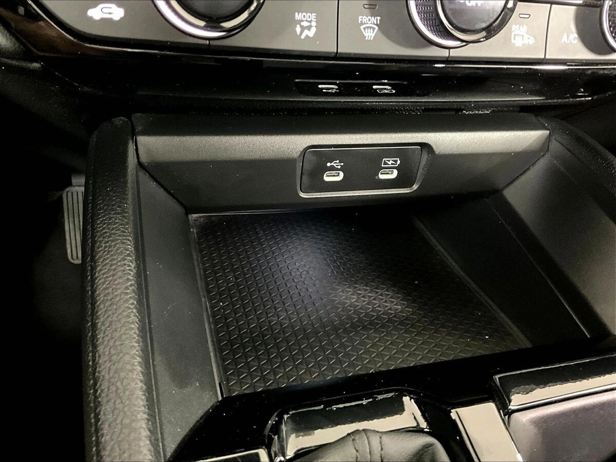 2024 Honda Accord Hybrid EX-L - Photo 16