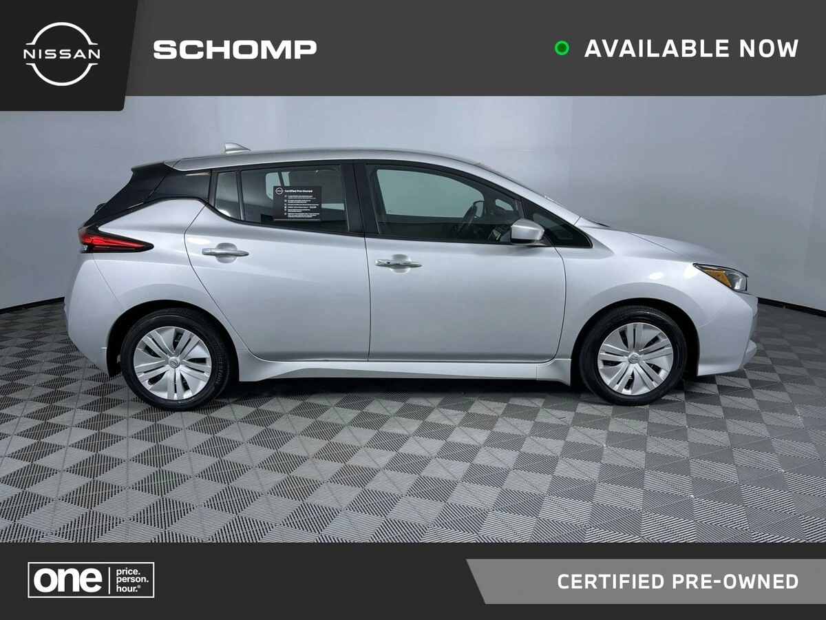 2025 Nissan Leaf