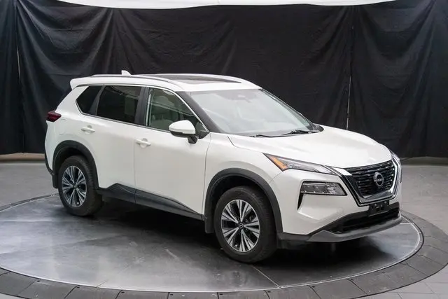2023 Nissan Rogue SV photo 2