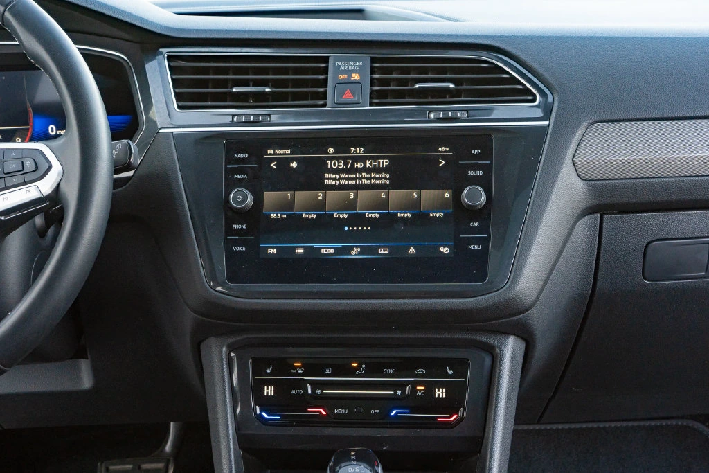 2023 Volkswagen Tiguan SE R-LINE BLACK - Photo 24