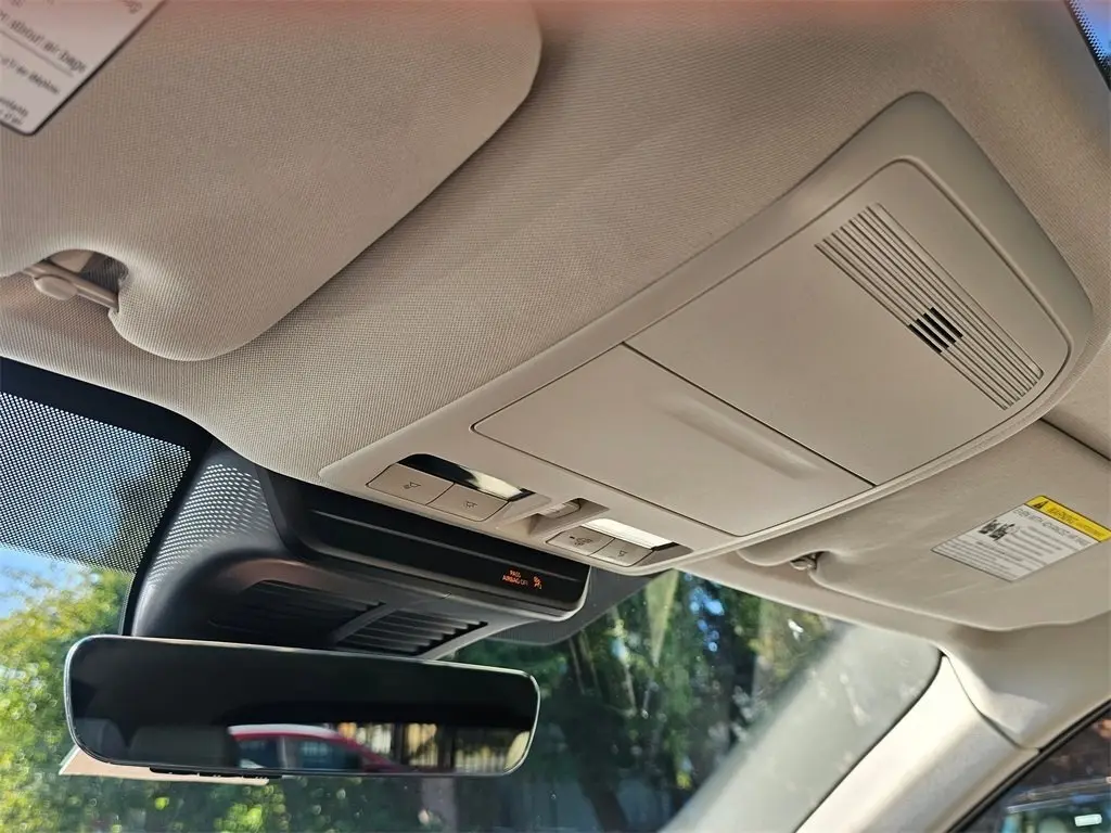 2024 Mazda CX-90 Plug-in Hybrid Premium photo 30