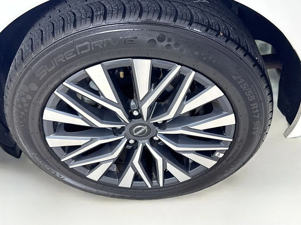 2025 Nissan Altima SV - Photo 37