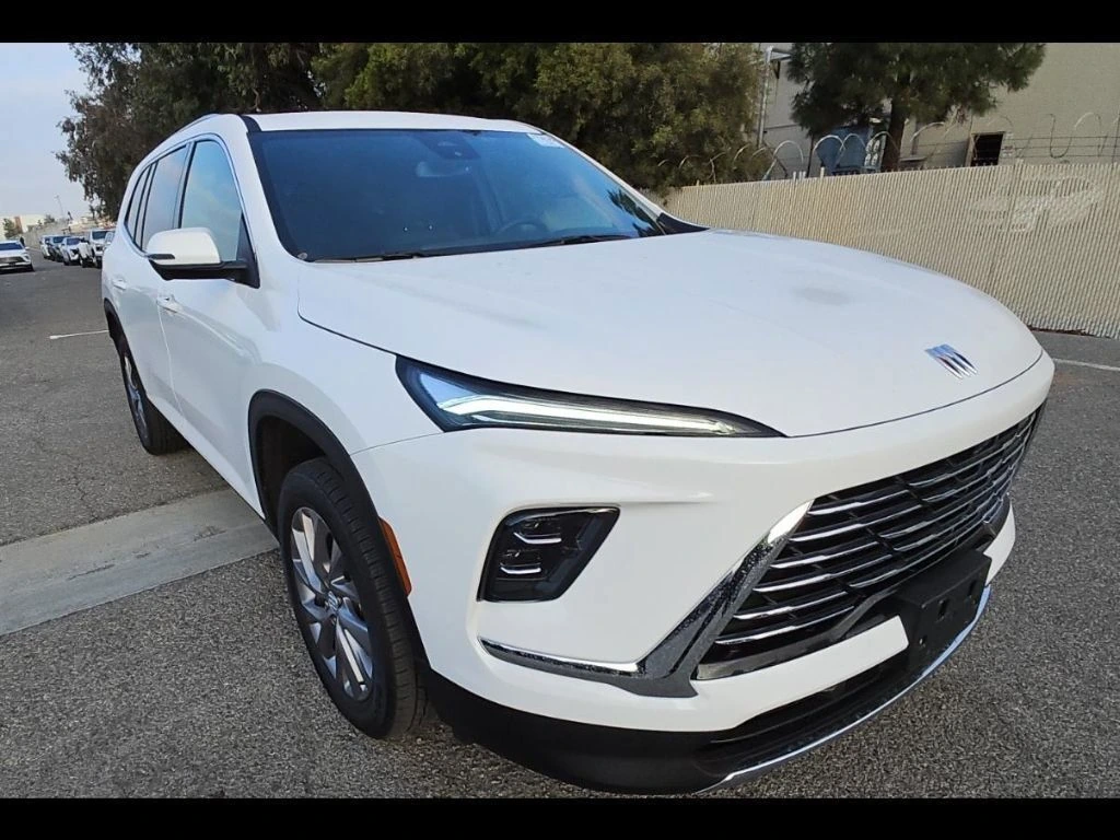 2025 Buick Enclave Preferred's photo