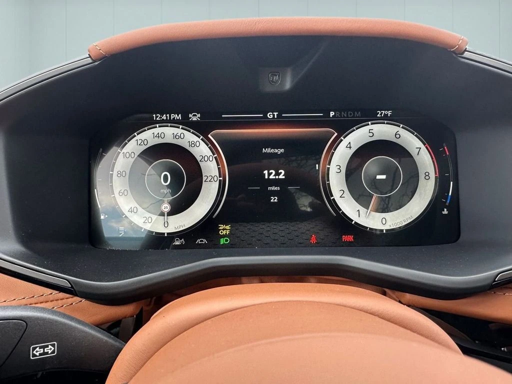 2026 Aston Martin DBX 707 - Photo 18