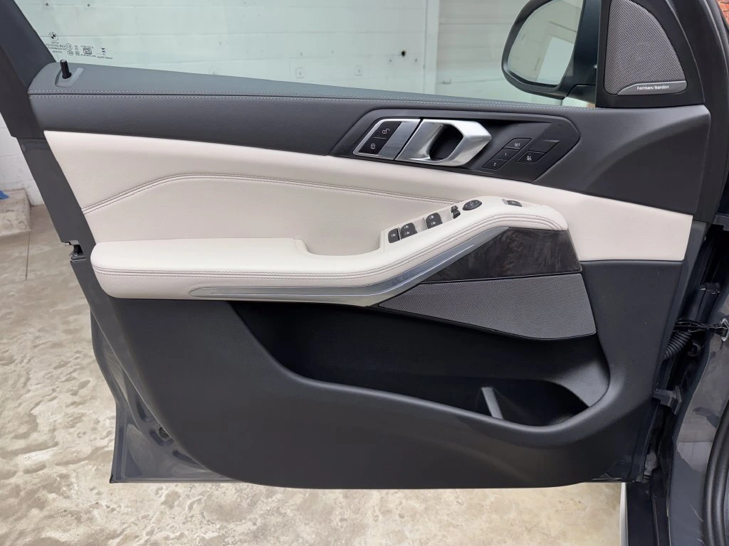 2026 BMW X5 40i - Photo 10