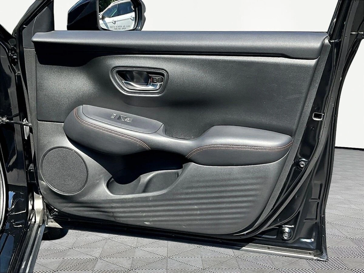 2025 Honda HR-V Sport - Photo 28
