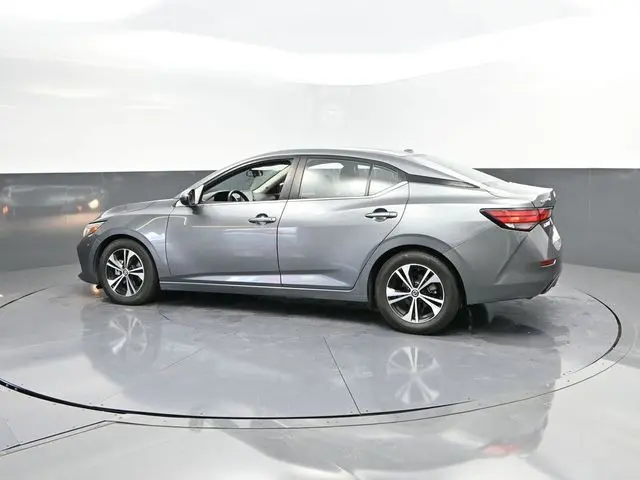 2021 Nissan Sentra SV photo 4