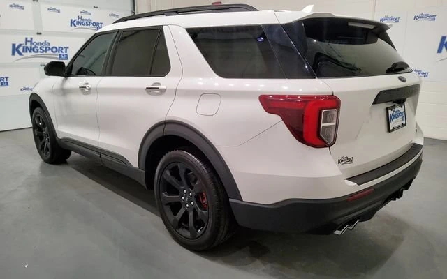 2023 Ford Explorer ST - Photo 12