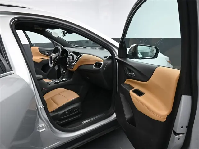 2020 Chevrolet Equinox Premier photo 11