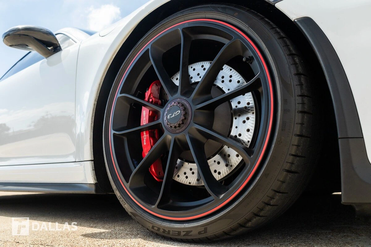 2018 Porsche 911 GT3 - Photo 19