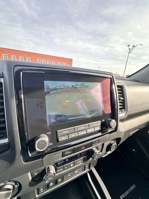 2024 Nissan Frontier SL - Photo 15