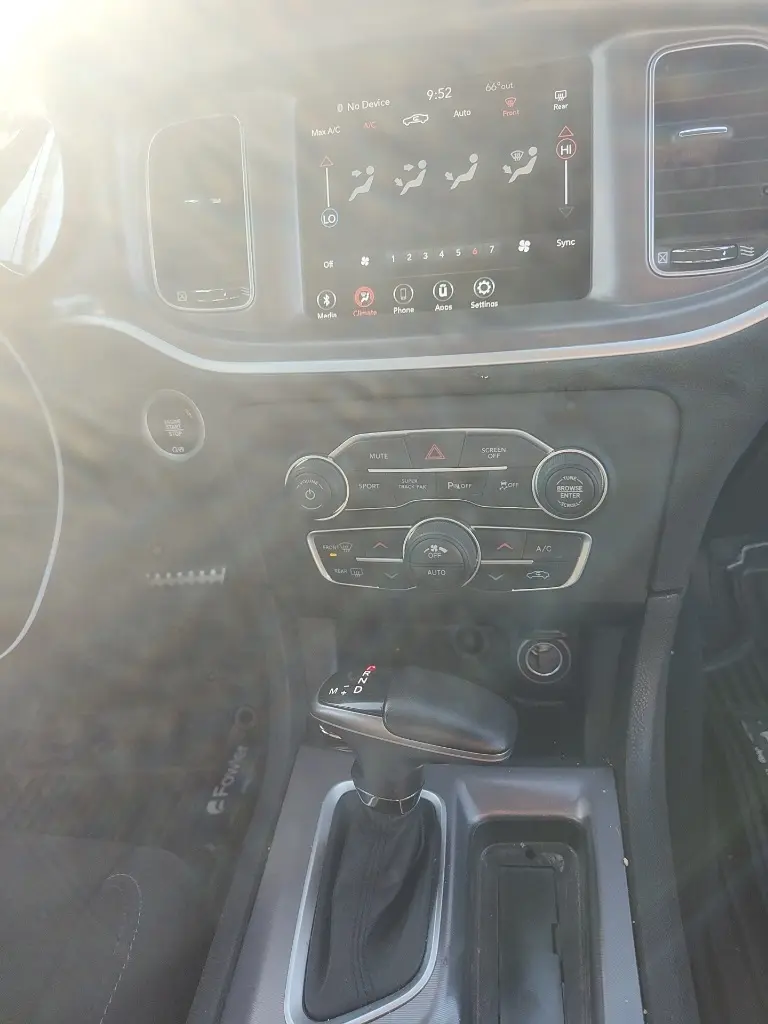 2020 Dodge Charger GT photo 11
