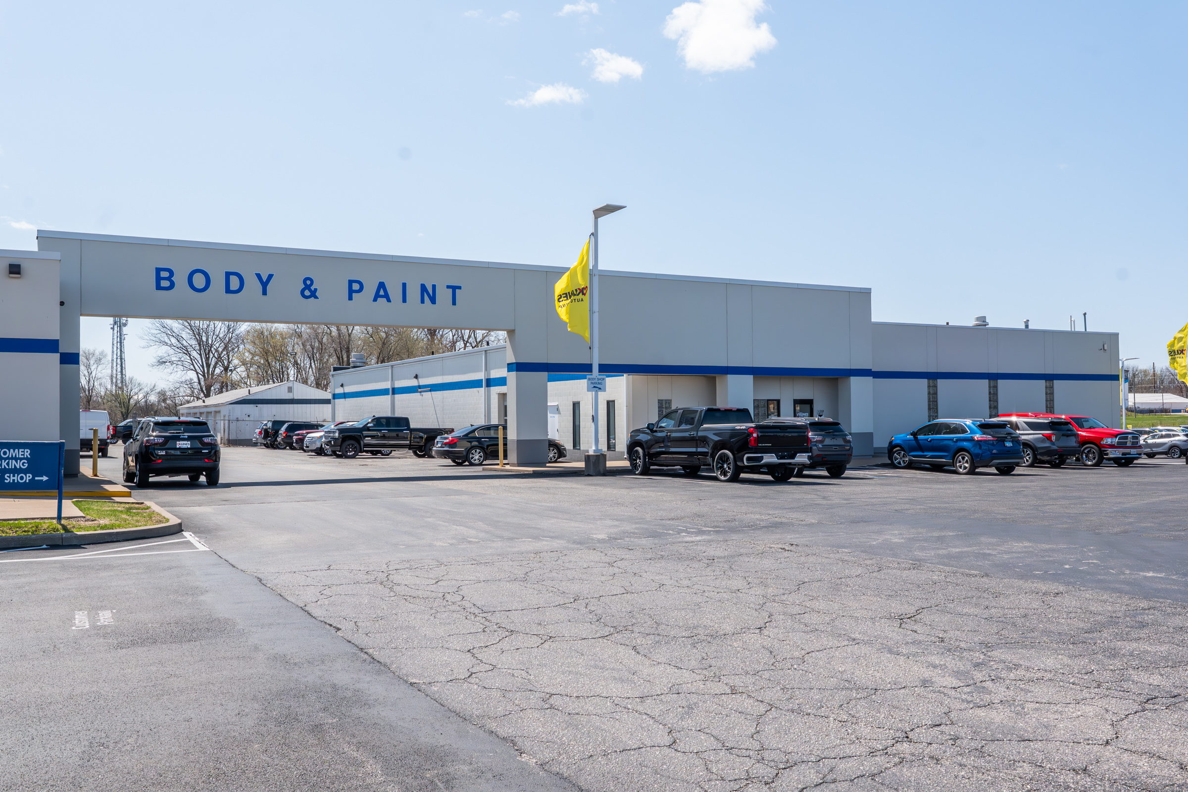 Kunes Auto Body East Moline
