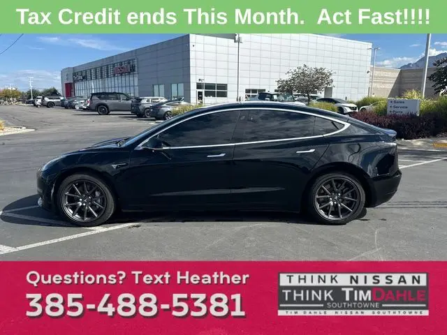 2018 Tesla Model 3 Long Range photo 2