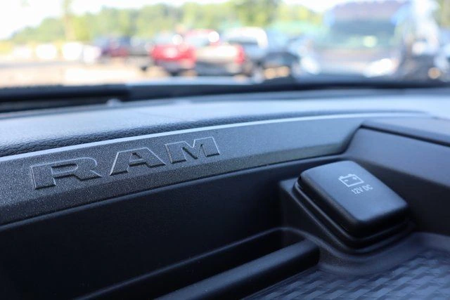2025 RAM 3500 Chassis Tradesman - Photo 20