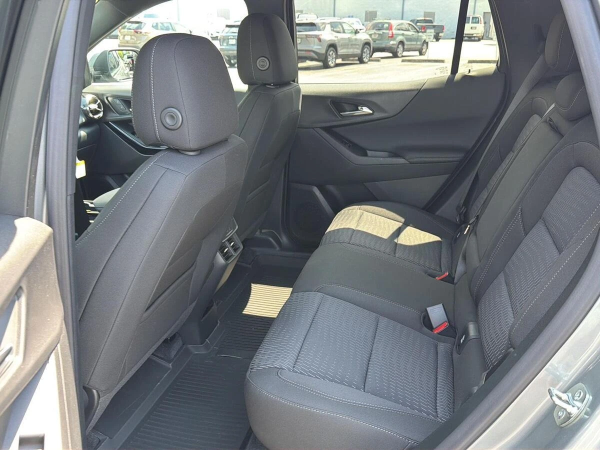 2026 Chevrolet Equinox LT - Photo 11