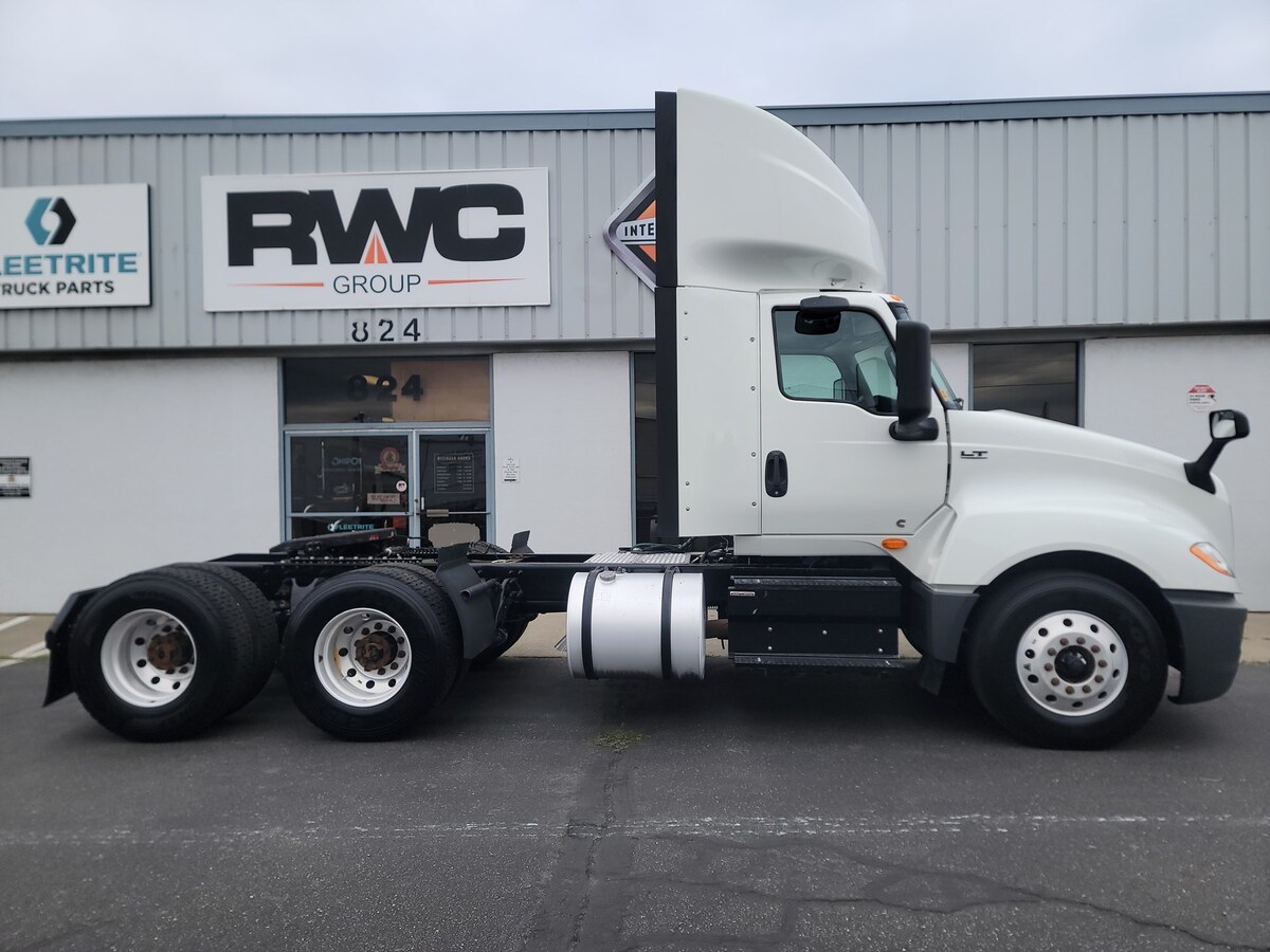 2022 International LT in Spokane, WA — photo 4