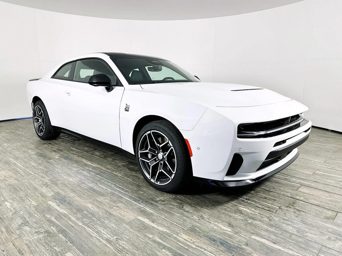 2026 Dodge Charger Scat Pack's photo