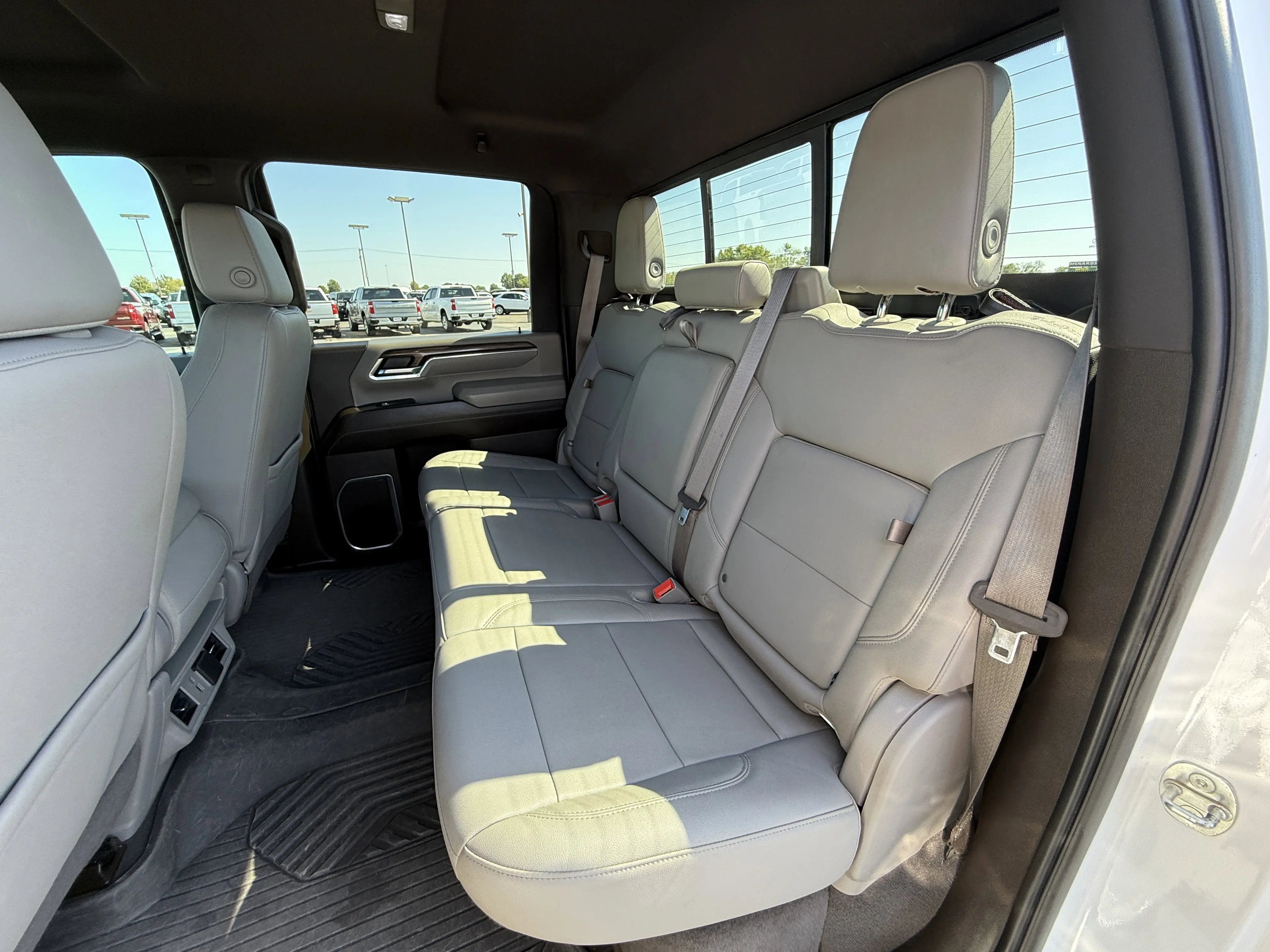 2024 Chevrolet Silverado 3500HD LT photo 16