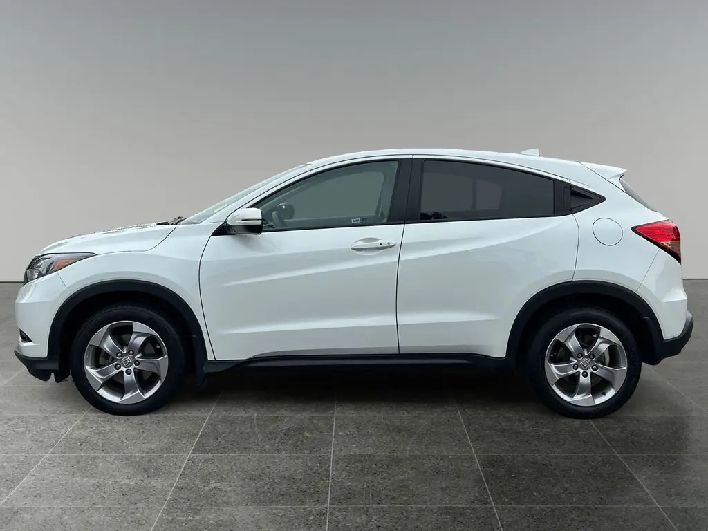 2017 Honda HR-V EX photo 4